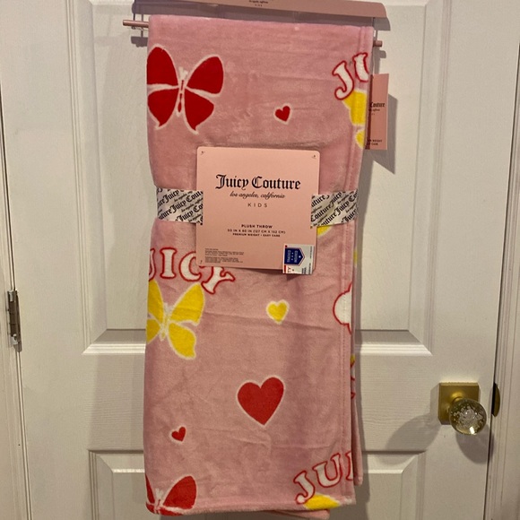 BNWT Juicy Couture Kids Pink Butterfly Hearts Blanket - Picture 1 of 4